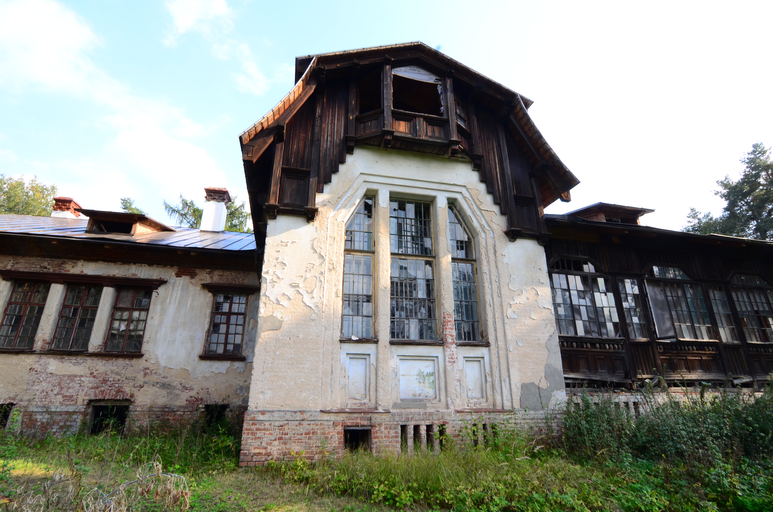 Главный дом усадьбы Глухово)